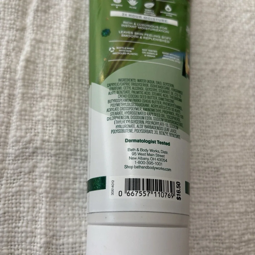Bath & Body Works‎ Ultimate Hydration Body Cream VANILLA BEAN NOEL Bears Forest